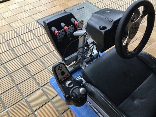 Playseats   ジャンク　部品取り　ゲーミングチェア　座椅子