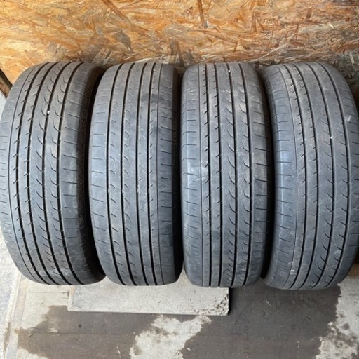 バリ山　YOKOHAMA ヨコハマ　RV-02 195/65R15 夏タイヤ　2019年製　15インチ