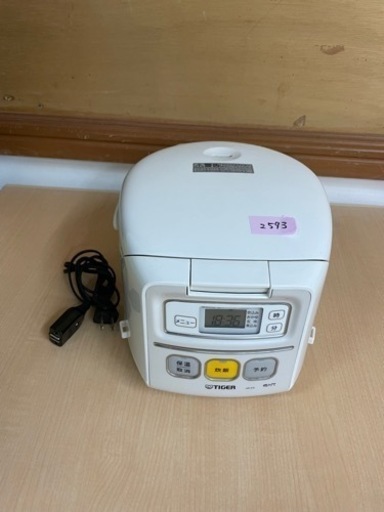 【値下げしました】炊飯器 TIGER JAI-E5 19年製 マイコン炊飯ジャー 3合炊き 炊きたてミニ ホワイト No2593