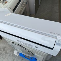【動作保証あり】HITACHI 日立 2021年 2.2kw 6畳用 冷暖房ルームエアコン RAS-D22L ステンレスクリーン【管理KR456】の画像