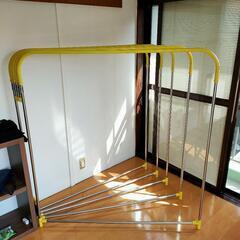 布団干しの画像