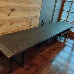 【OmNi ANTIQUEs】古い長机です(^_^)