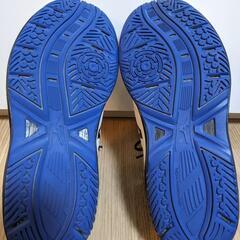 テニスシューズ　23センチ　オールコートの画像