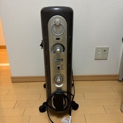 【あげます】デロンギヒーター R910912TFM タワー　コの...