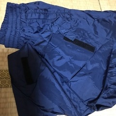 ナイロン100%のズボンL Lサイズ未使用の画像