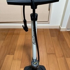 自転車空気入れポンプ&修理用スタンドの画像