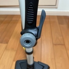 自転車空気入れポンプ&修理用スタンドの画像
