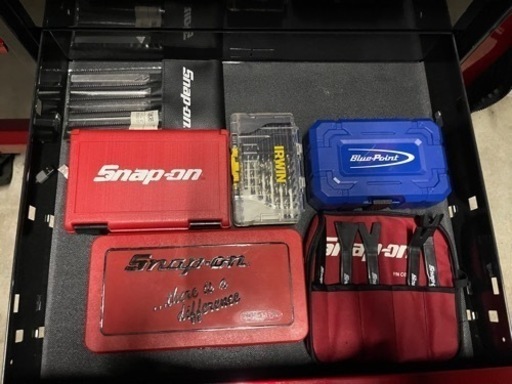 snap-on  工具箱 工具沢山有バラ売り可値段提示お願いします！！
