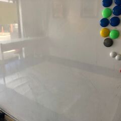 【無料で差し上げます】難あり ホワイトボード 幅135cm×高さ158cmの画像