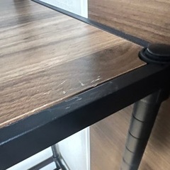 「無料」机 ニトリ突っ張り棚 デスクの画像