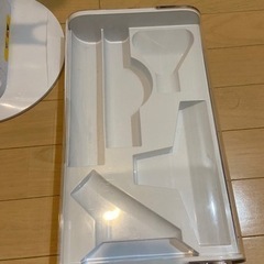 dyson Cyclone V10 充電できるフロアドックの画像