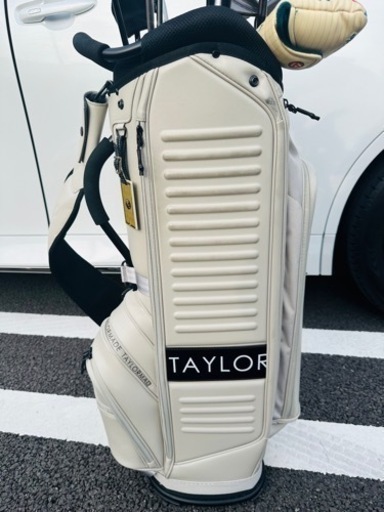 テーラーメイドキャディーバッグ