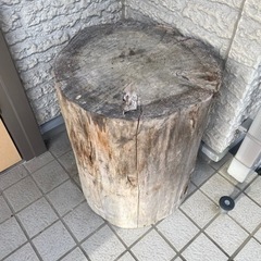 丸太椅子　無料