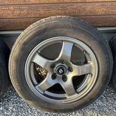 タイヤの付け替えやります