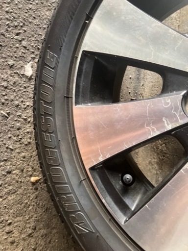 商談中　車のパーツ タイヤ、ホイール