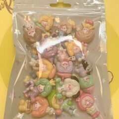 【レア品おまけ】韓国系パーツ　まとめ売り　レジン　デコパーツ 21個の画像