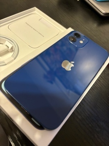 iPhone 12 128 simロック解除済み