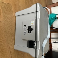 ロゴス　クーラーボックス