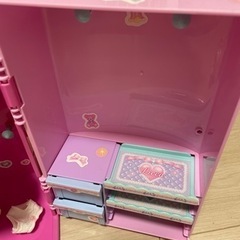 キラチェンリカちゃんとドレスルームセットの画像