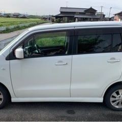 23年式 ワゴンR スティングレー 車検1年残 ナビ付き シートカバーの画像