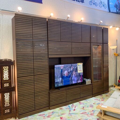 ジモティ限定価格‼】壁面収納TVボード 大型テレビボード モダン