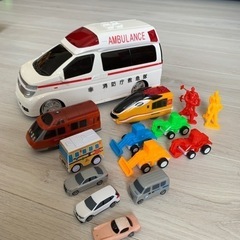 おもちゃ ミニカー（取引中）