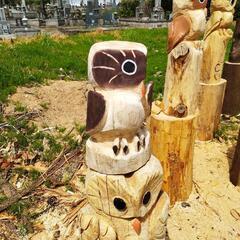 チェンソーアート　フクロウの画像