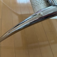 ガラステーブルの画像