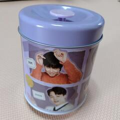 BTSの缶の画像