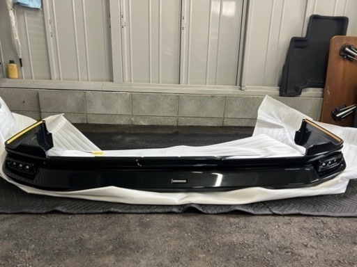 モデリスタ　フロントスポイラー（デイライト）　ハイエース