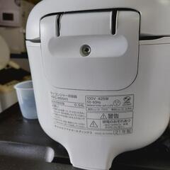 ヤマダマイコンジャー炊飯器　YRC-M05H1　2021年製の画像