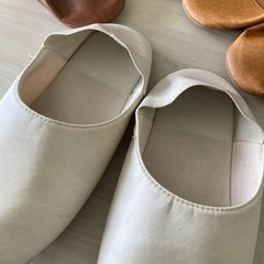 【決定済】レザースリッパ3セットの画像