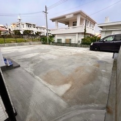 契約駐車場2台空き 