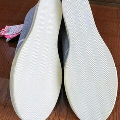 新品タグ付【3L】スリッポンウェッジS  グレーの画像