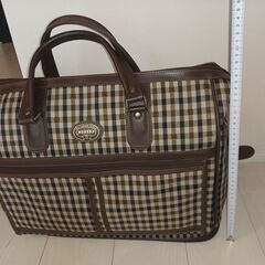 ボストンバッグ