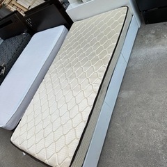 家具 ベッド シングルベッドの画像