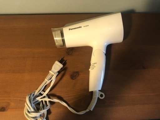 Panasonicのドライヤー＆ティファールのアイロンスチーマー