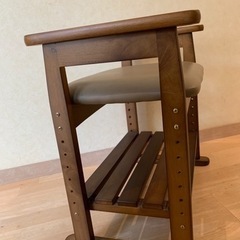 家具 サポートチェアの画像