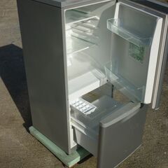 USED ２ドア冷凍冷蔵庫 パナソニック 138㍑ 2016年製 NR-B148W-S シルバー 清掃済み 動作確認済みの画像