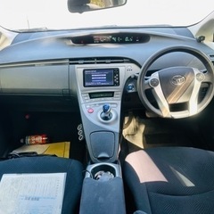 トヨタプリウス 平成24年車　69,500km  車検7年／6月の画像