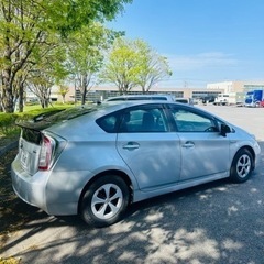 トヨタプリウス 平成24年車　69,500km  車検7年／6月の画像