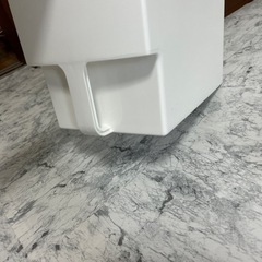 カインズ　新品　収納ケース　高いところからも取りやすい　とっての画像
