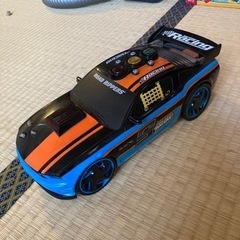 予定者あり　ボタンで動くレーシングカー　おもちゃ ミニカー
