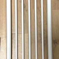 破損あり　　突っ張り棚　伸縮　服 引き出し下 収納ラック ウォー...