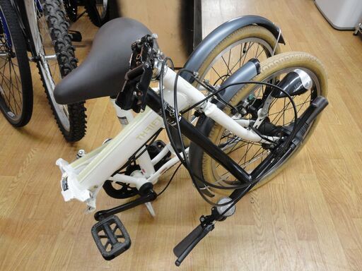 D19 中古折りたたみ自転車 CBA THRIFT 20インチ ホワイト 20インチ 折りたたみ自転車 6段変速付き あさひ スリフト