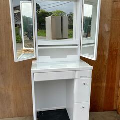 【糸島市内 送料無料】ニトリ 三面鏡 鏡台 ドレッサー 白 北欧風 洋風　0330-0-2