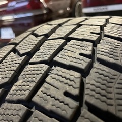 215 65 R16の画像