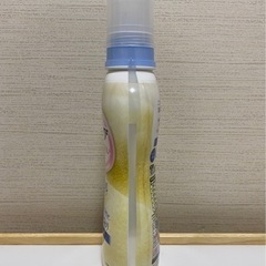 【他の商品お取引きの方無料】中古、残量容器込みで約280g　ハミング 素肌おもい 無香料 柔軟剤 本体 600mlの画像