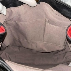 ハンドバッグ オシャレ レザー 黒 茶 赤 オシャレ 高機能の画像