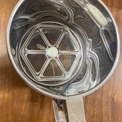 粉ふるい器　条件付き無料